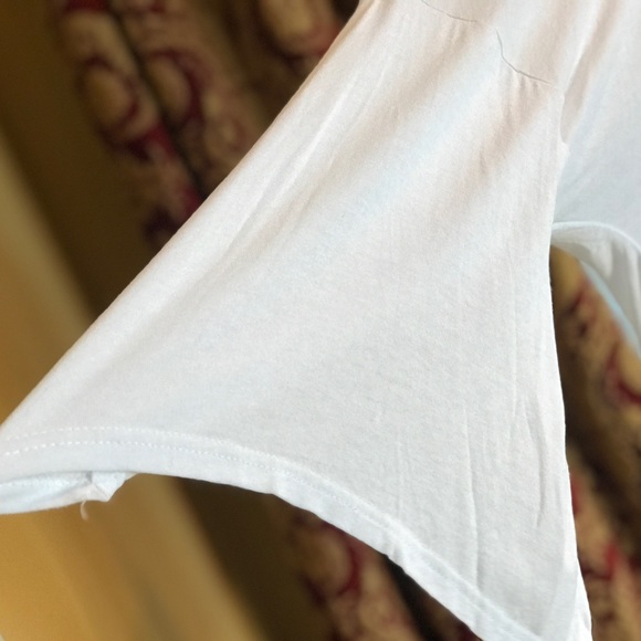 💍2 for $10/3 for $13 Classic Bell-Sleeved Top - Picture 2 of 6